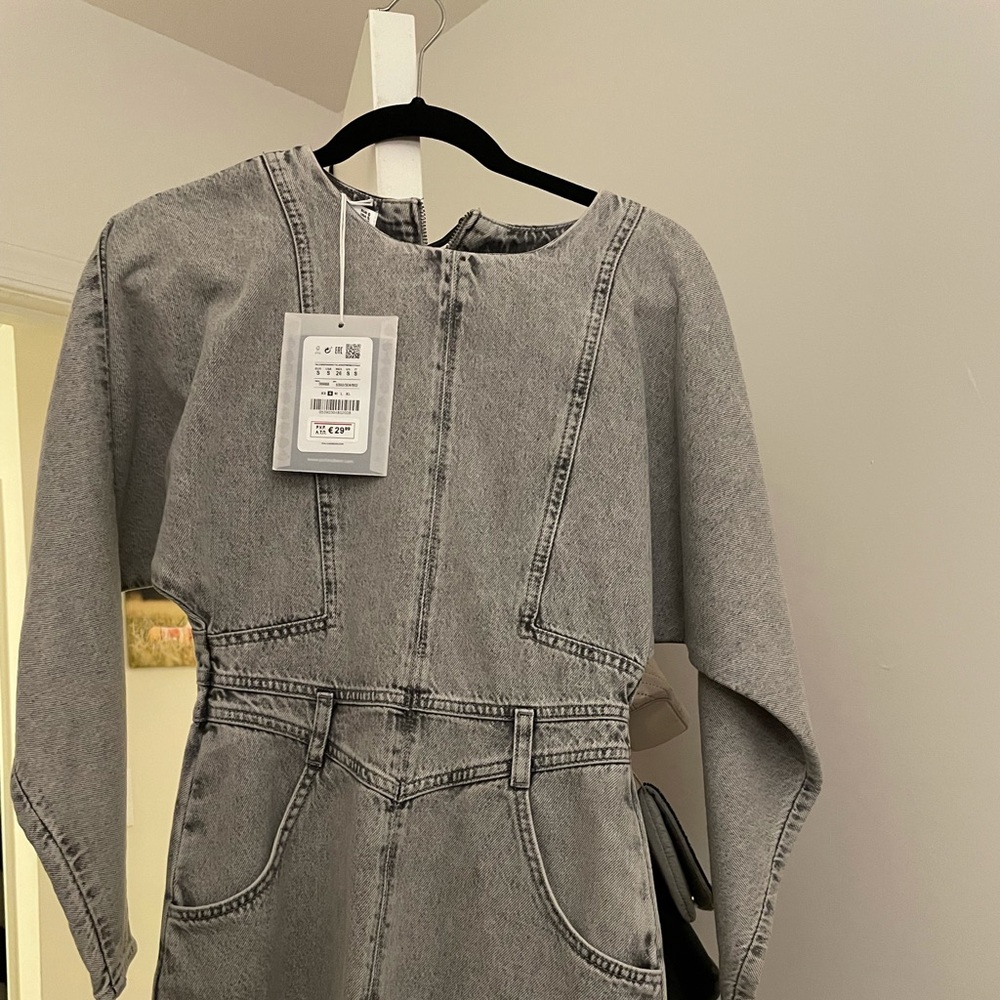 Gray Jean Dress- Pull & Bear.